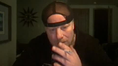 Snapshot of twiinsoul chatting on 01-08-25, 12:47 twiinsoul online show from 01-08-25, 12:47