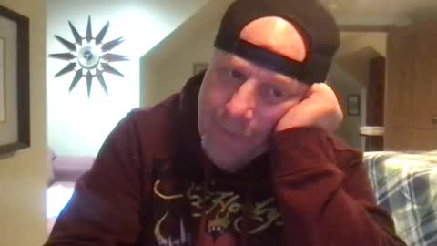 Snapshot of twiinsoul chatting on 02-08-25, 01:32 twiinsoul online show from 02-08-25, 01:32
