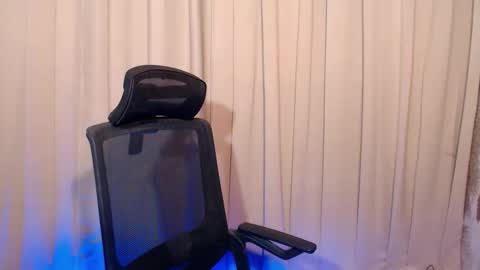 twink_clint online show from 11-17-25, 04:13