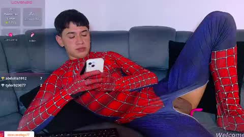 Snapshot of twink_daren chatting on 04-30-26, 08:57 Mr Daren online show from 04-30-26, 08:57