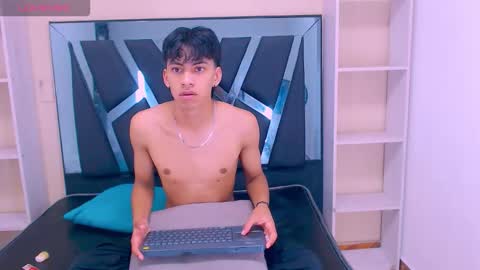 twink_sebas online show from 02-09-26, 03:54