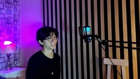 Snapshot of twink_sebas7 chatting on 04-18-26, 12:20 Sebastin online show from 04-18-26, 12:20