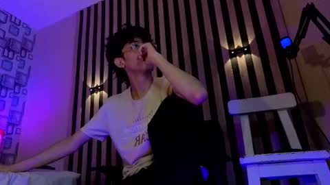 Snapshot of twink_sebas7 chatting on 07-10-26, 12:08 Sebastin online show from 07-10-26, 12:08