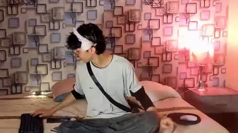 Snapshot of twink_sebas7 chatting on 07-25-26, 07:33 Sebastin online show from 07-25-26, 07:33