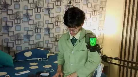 Snapshot of twink_sebas7 chatting on 07-29-26, 08:40 Sebastin online show from 07-29-26, 08:40