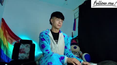 Snapshot of twink_sebas_ chatting on 12-15-24, 07:57 Bad boy sebastian online show from 12-15-24, 07:57