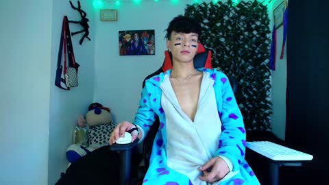 Snapshot of twink_sebas_ chatting on 02-03-25, 04:41 Bad boy sebastian online show from 02-03-25, 04:41