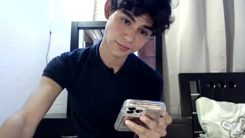 Snapshot of twink_waldorf chatting on 12-10-24, 03:09 Twink Waldorf online show from 12-10-24, 03:09