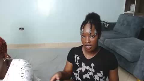 twinkle tushy online show from 10-03-25, 07:00