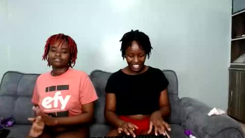 twinkle tushy online show from 10-29-25, 10:44