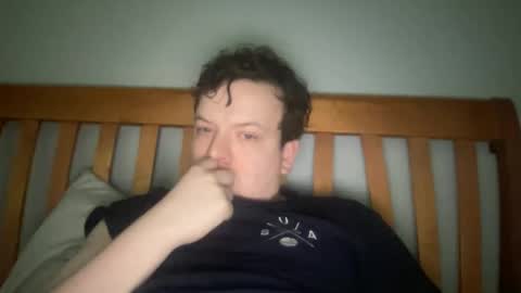 Snapshot of twinkmikexxx12 chatting on 06-04-26, 05:19 mike online show from 06-04-26, 05:19