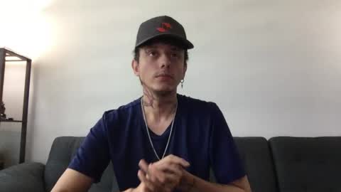 Derrick online show from 05-02-26, 04:45