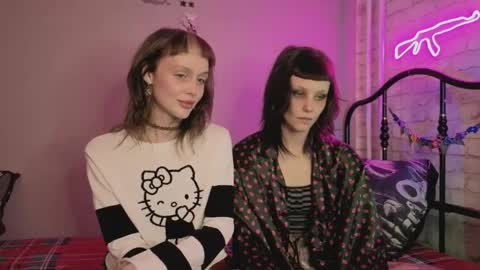 Snapshot of twins_terror chatting on 04-21-26, 03:50 Sin and Skin online show from 04-21-26, 03:50