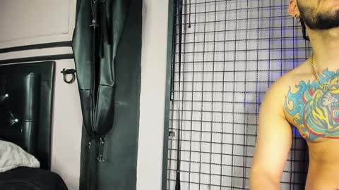 Clio  Tadeo online show from 01-15-25, 09:20