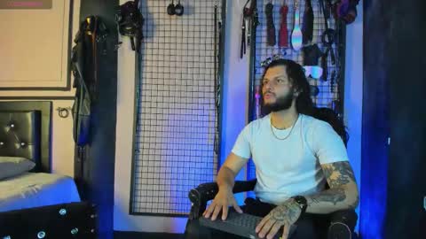 Clio  Tadeo online show from 09-16-25, 05:08