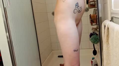 Snapshot of twistedlilpunk chatting on 02-17-26, 04:46 twistedlilpunk online show from 02-17-26, 04:46