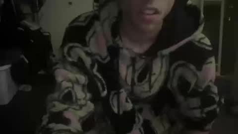 Snapshot of twons6015 chatting on 12-27-24, 02:58 twons6015 online show from 12-27-24, 02:58