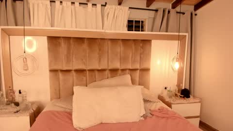 Twiggy online show from 02-04-25, 12:19