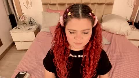 Twiggy online show from 02-19-25, 03:06