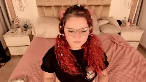 Twiggy online show from 02-19-25, 09:03