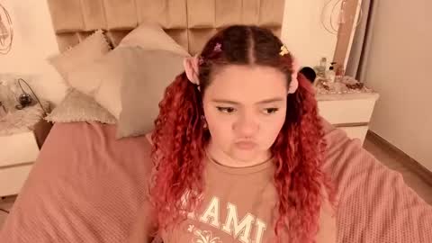 Twiggy online show from 02-21-25, 04:07