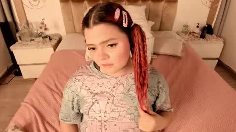 Twiggy online show from 03-07-25, 12:26