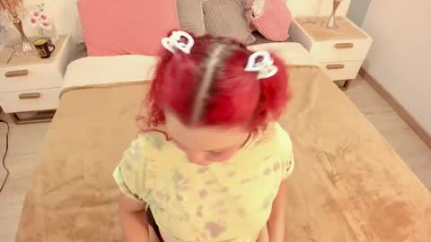 Twiggy online show from 09-10-25, 08:09