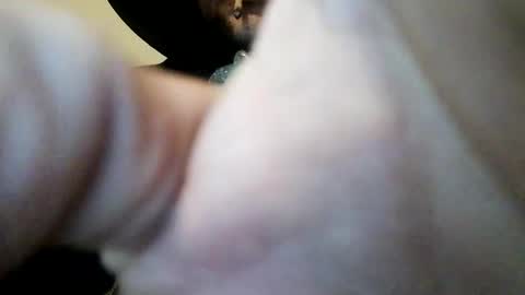 Snapshot of txasky88 chatting on 01-17-26, 08:52 txasky88 online show from 01-17-26, 08:52