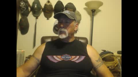 Snapshot of txlobo60 chatting on 03-19-26, 12:14 txlobo60 online show from 03-19-26, 12:14