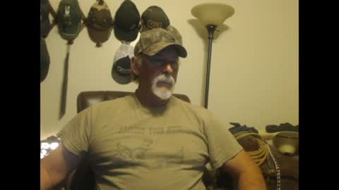 Snapshot of txlobo60 chatting on 03-21-26, 10:35 txlobo60 online show from 03-21-26, 10:35