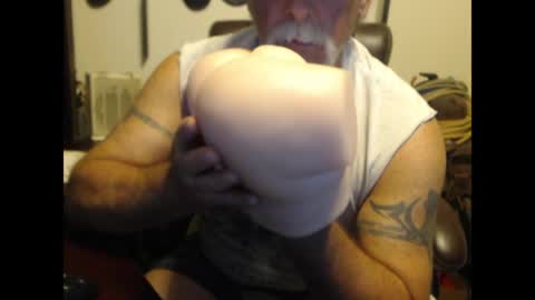 Snapshot of txlobo60 chatting on 04-28-26, 02:27 txlobo60 online show from 04-28-26, 02:27