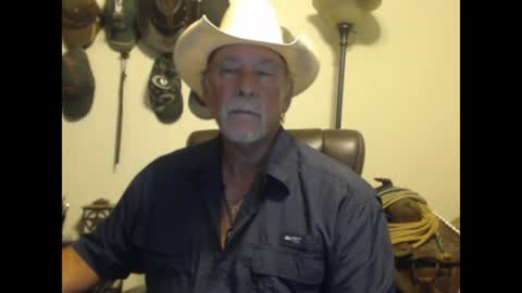 Snapshot of txlobo60 chatting on 07-20-26, 11:29 txlobo60 online show from 07-20-26, 11:29