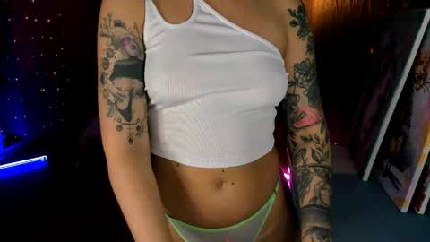 Snapshot of tykioty_miley chatting on 04-16-26, 02:51 Miley online show from 04-16-26, 02:51