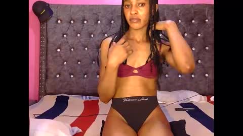 Snapshot of tyla_97 chatting on 03-22-26, 07:12 Tyla online show from 03-22-26, 07:12