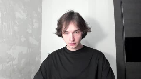 Tyler  johnson online show from 10-12-25, 06:51