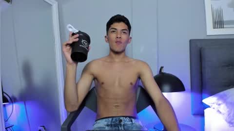 Tyler Fox online show from 11-01-25, 08:11