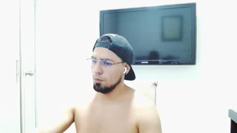 tyler_frank online show from 06-11-26, 02:11