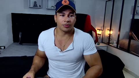Snapshot of tyler_hank1 chatting on 01-26-25, 11:08 tyler_hank1 online show from 01-26-25, 11:08