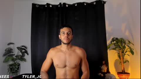 Snapshot of tyler_jonnes chatting on 03-22-26, 03:37 Tyler online show from 03-22-26, 03:37