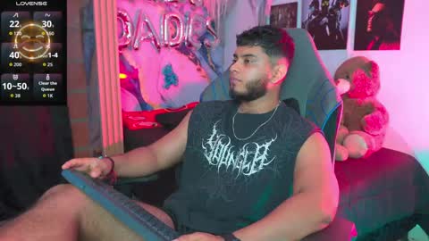 Snapshot of tyler_price01 chatting on 05-23-26, 03:01 Tyler online show from 05-23-26, 03:01