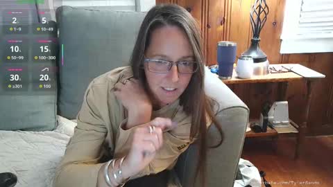 Tyler Sands online show from 11-24-25, 01:38