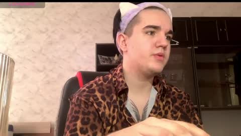 Snapshot of tylersweet_ chatting on 04-05-26, 10:12 Tyler online show from 04-05-26, 10:12