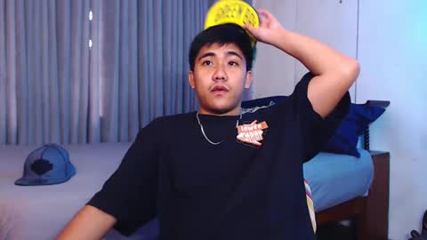 Snapshot of tylerwatson22 chatting on 12-25-24, 02:57 tyler online show from 12-25-24, 02:57