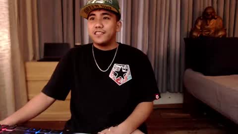 Snapshot of tylerwatson22 chatting on 01-24-25, 07:41 tyler online show from 01-24-25, 07:41