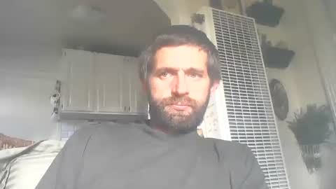 tylerweist727678265 online show from 12-01-25, 07:08