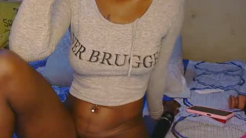 tynniee online show from 05-04-26, 10:17