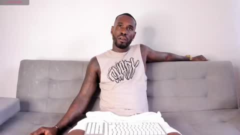 Snapshot of tyron_rulers chatting on 02-28-25, 08:50 Dvid Rullers online show from 02-28-25, 08:50