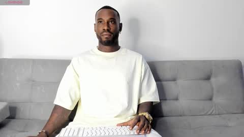 Snapshot of tyron_rulers chatting on 03-09-25, 11:03 Dvid Rullers online show from 03-09-25, 11:03