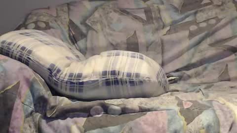 Helena and Tyson online show from 12-21-24, 04:41