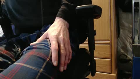 Helena and Tyson online show from 02-24-25, 03:31